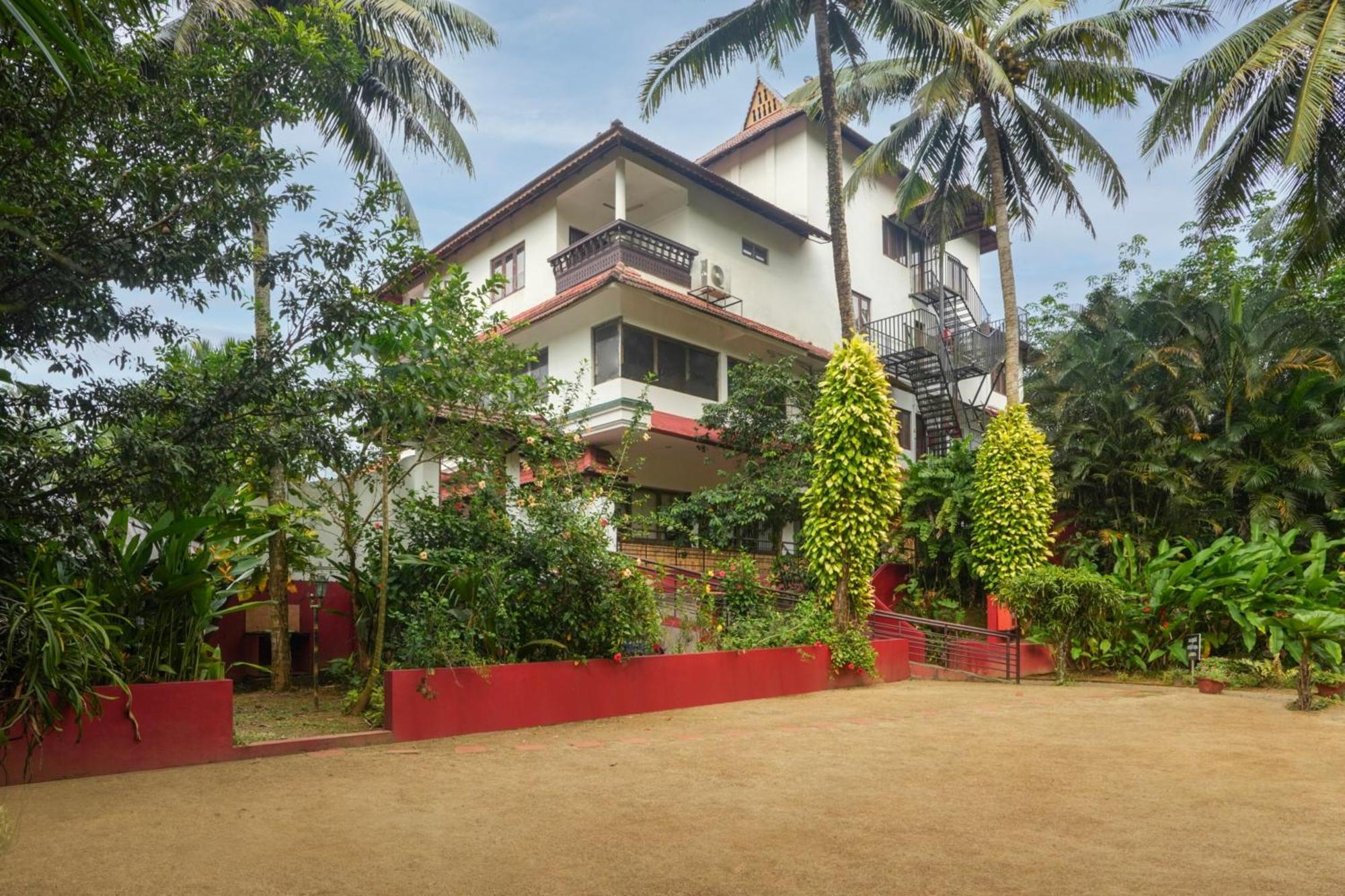 Palette Resorts- Tapovan Green County Thattakād Exteriör bild