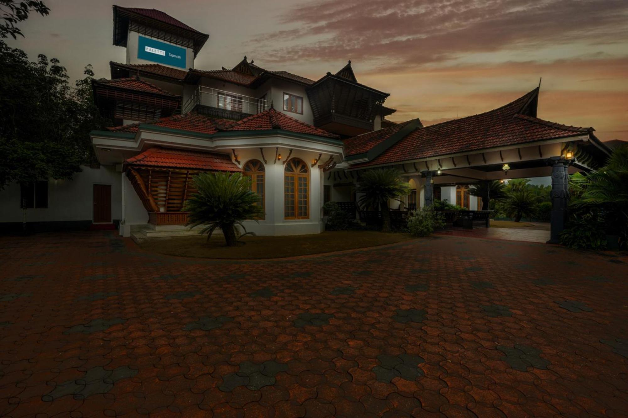 Palette Resorts- Tapovan Green County Thattakād Exteriör bild