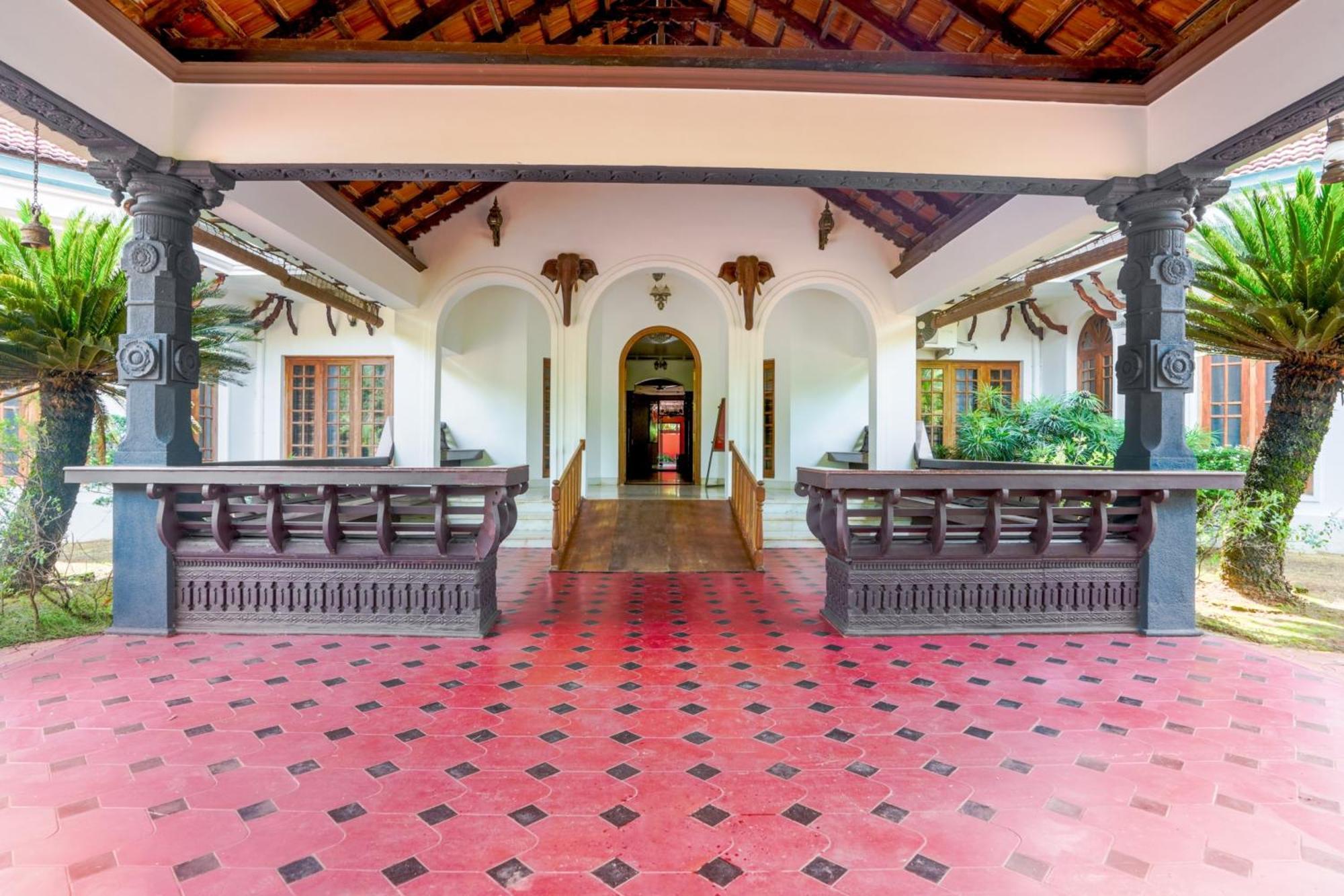 Palette Resorts- Tapovan Green County Thattakād Exteriör bild